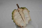 如何挑选好吃的释迦果（释迦果的营养价值与选购技巧）